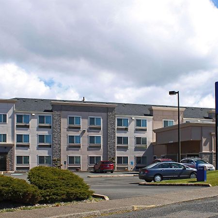 Comfort Inn Ньюпорт Экстерьер фото