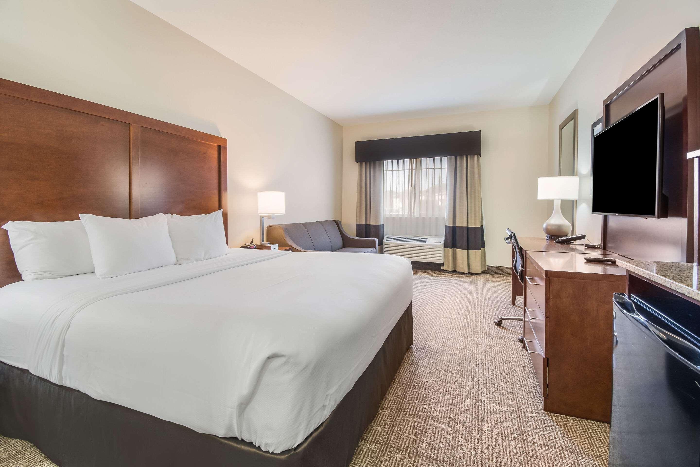 Comfort Inn Ньюпорт Экстерьер фото