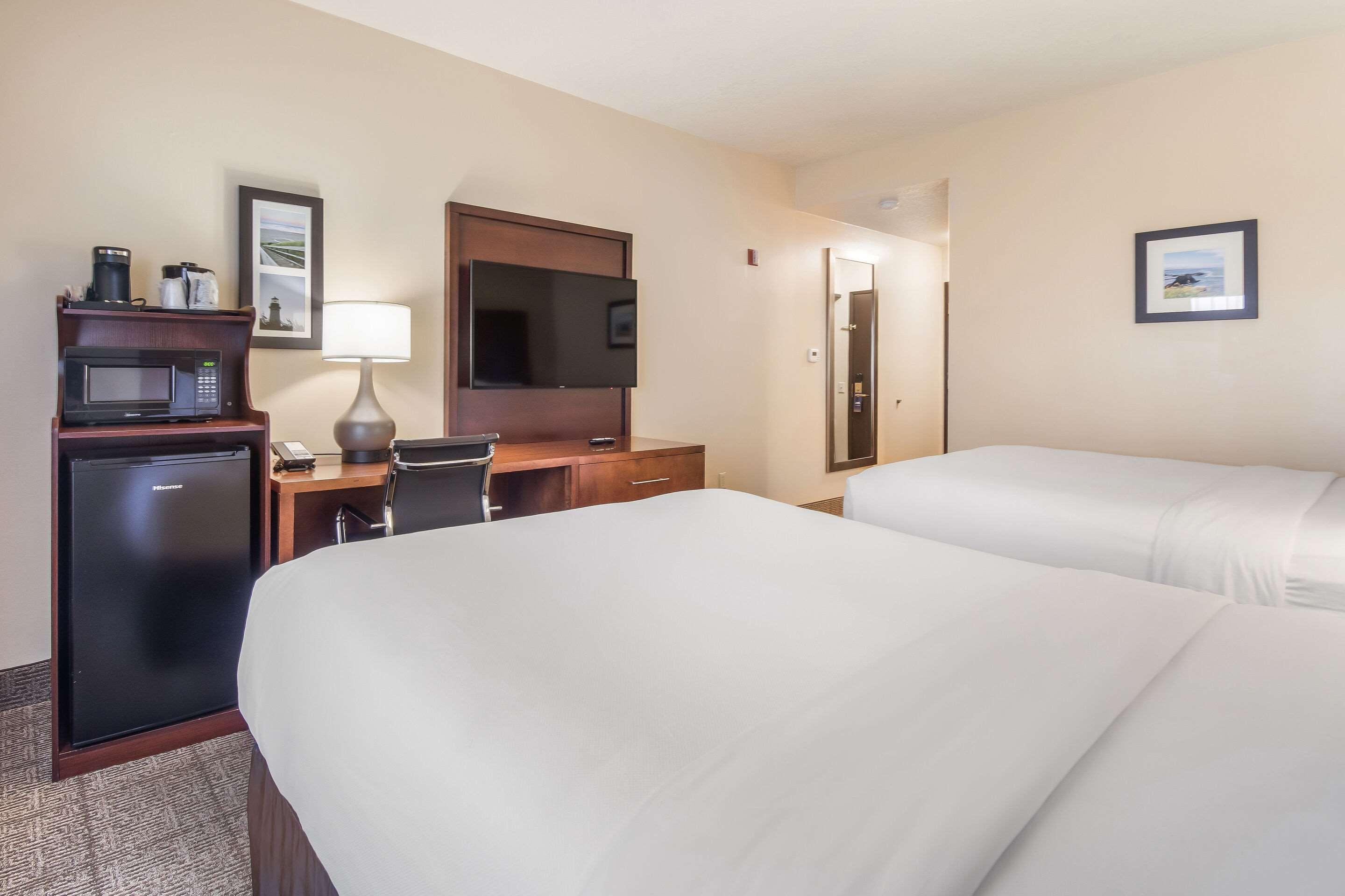 Comfort Inn Ньюпорт Экстерьер фото