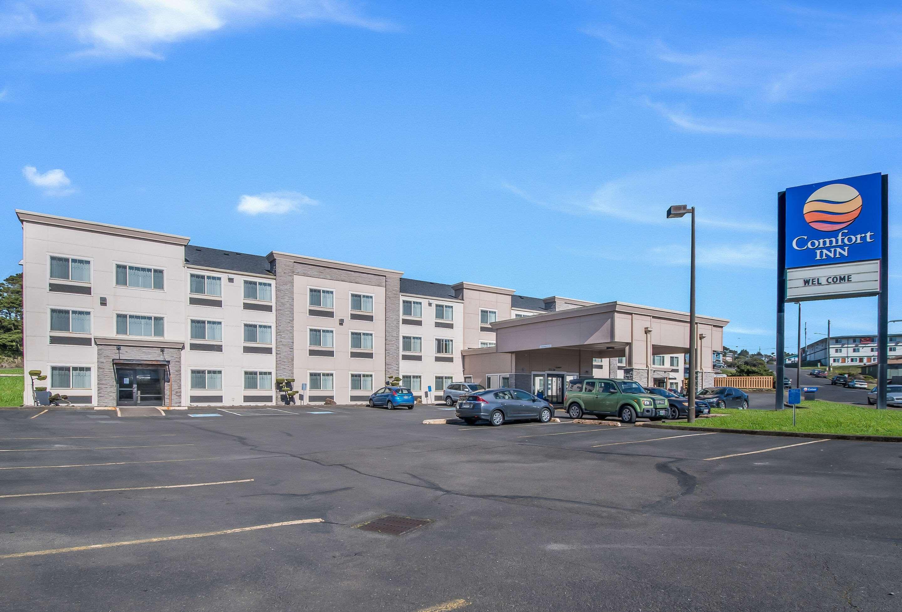 Comfort Inn Ньюпорт Экстерьер фото